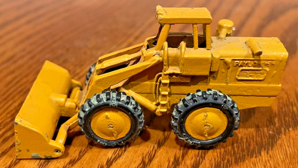 Vintage 1960s Mercury Lit’l Toy 5-69 Hough H-120 Construction 2” Wheel Loader