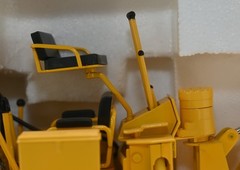 SpecCast 1/16 Allis-Chalmers HD-3 Industrial 60 Backhoe & Blade Diecast SCT-277
