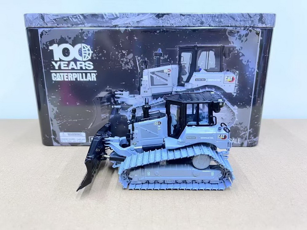 DM 1/50 CAT D6XE LGP Track-Type Tractor Bulldozer 100th Diecast Model 85554BGC