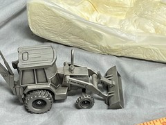 John Deere 310D BACKHOE Loader Tractor Pewter Spec-Cast NIB nice!