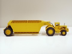 Caterpillar 660 Coal Hauler Truck – 1/48 – CCM – Diecast – Brand New 2011