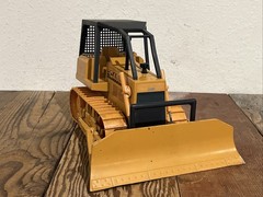 1987 ERTL CASE 2057 BULLDOZER MODEL TOY