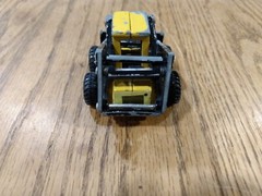 ERTL Mighty Movers New Holland L555 Skid Steer Loader DieCast 1:64