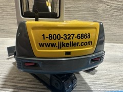 Gehl/J.J. Keller GE 602 Compact Excavator By DCP 1/25th Scale *Details*