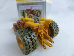 1:64 SpecCast ​CUST 1958 Toy Tractor Times MM G 750 Loader Duals Diecast Model