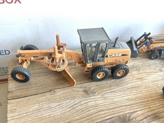 ERTL 1/50 Scale 6 Piece Lot of Case Construction Equipment -Great Mixed Variety!