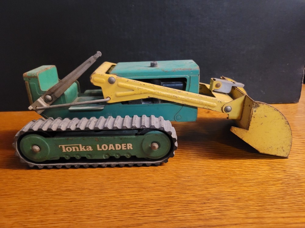 All Original Tonka Toys 1962 Front End Loader Green & Yellow Only Made 1 Yr !!!!