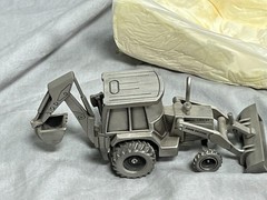 John Deere 310D BACKHOE Loader Tractor Pewter Spec-Cast NIB nice!