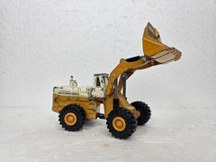 Lot of 2 ERTL Diecast International Harvester 350 Payhauler and 560 Wheel Loader