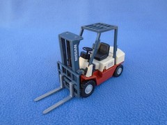 Nissan 25 Toy Forklift NIB New 1/24 Scale Metal & Plastic