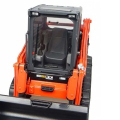 Universal Hobbies 1/24 High Detail Kubota SVL 75-2 Skidloader on Tracks UH8103