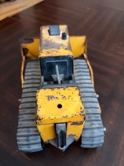 70s Tonka T-6 Vintage tracker Dozer with blade lift control. Pressed steel