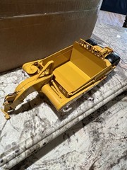Caterpillar No. 456 Scraper ACMOC 1/25 First Gear 2011. No Box. Great Price!