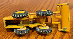 Vintage 1960s Mercury Lit’l Toy 5-69 Hough H-120 Construction 2” Wheel Loader