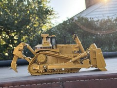 Caterpillar CAT Diecast D11R Dozer w/ Ripper 1:50 Scale Norscot Group