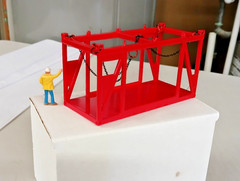 3D Printed 20′ Lifting Frame w/Metal Chains in Safety Red 1/50, 1/48th