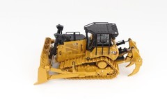 DIECAST MASTERS 85757 Cat D8 Dozer (Standard Configuration) 1/50