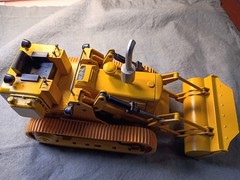 Caterpillar 1968 941 Track Loader Original 1/24th Scale NZG Modelle Mint!