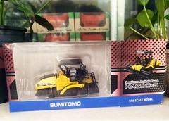 1/50 Scale Sumitomo HA60C-8 Asphalt Paver Diecast model Collection Toy Gift