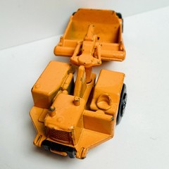 1979 Zee Toys P377 Scraper Construction Work Heavy Equipment Yellow 1:64 Diecast