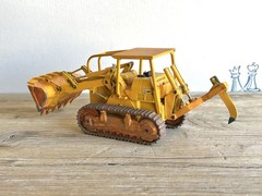 NZG 1/50 Scale Caterpillar CAT 983 Track Loader with Custom OROPS & Kelly Ripper