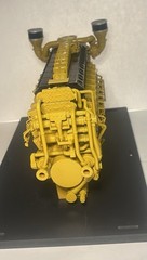 Caterpillar G3616 A4 Gas Compression Engine 1:25 Diecast Masters 85706 High Line