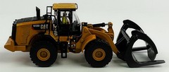 Diecast Masters 85950 Caterpillar 972M Wheel Loader with Log Fork 1/87 Scale