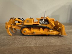 Komatsu D355A Crawler Tractor 1:50 Scale Discontinued Model Yonezawa Toys Japan