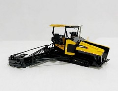 1/35 Scale SANY SSP130C-10 Asphalt Paver Diecast Model Toy Collection Gift