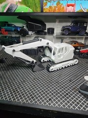 Excavator Model Kit 1-24 Scale With Rubber Tracks