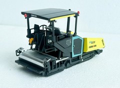 1/50 Scale AMMANN ABG 6820 TRACKED ASPHALT PAVER Green Diecast Model Toy Gift