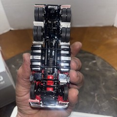 Twh 1/50 Drake Kenworth K200 Prime Mover Red But Box Says White?