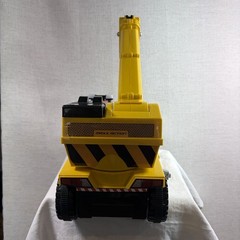 Maxx Action Yellow Plastic Construction Crane Truck Vehicle w/ Hook, Black/Gray