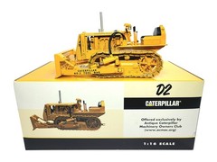 Caterpillar Cat D2 Dozer with Tool Bar Blade – SpecCast 1:16 Scale #CUST782 New