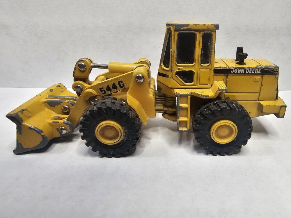 Ertl 1:64 John Deere Wheel Loader Tractor 544G Used