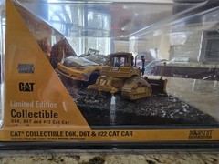 Limited Edition Norscot CAT Collectible D6k, D6T & #22 Cat Car 55480 NEW