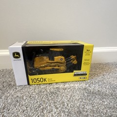 ERTL John Deere 1050K Dozer 1:50 Die-cast Prestige Collection 45515A