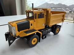 TWH 1/50, Oshkosh P- Series Snow Plow, Used! 2-axle Yellow (03004)