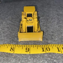 Norscot CAT D6H Track-Type Tractor Dozer 1:64 Die Cast Caterpillar Model