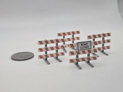 1/87 Scale Type III Barricade *4 Pack* with Road Closed Sign